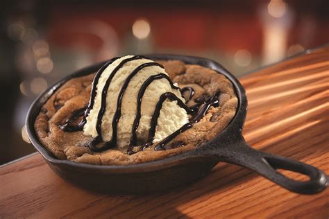 Chili's cookie skillet. Things To Know About Chili's cookie skillet. 